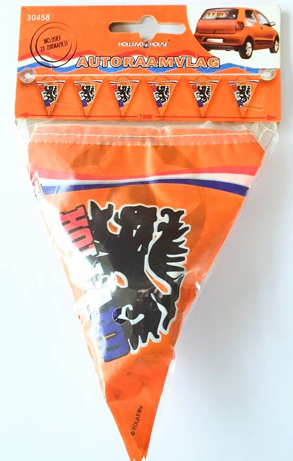 Voetbal vlaggenlijn Oranje voor in de auto