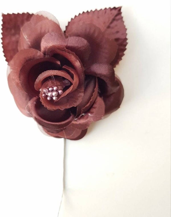 Zijde roos bruin