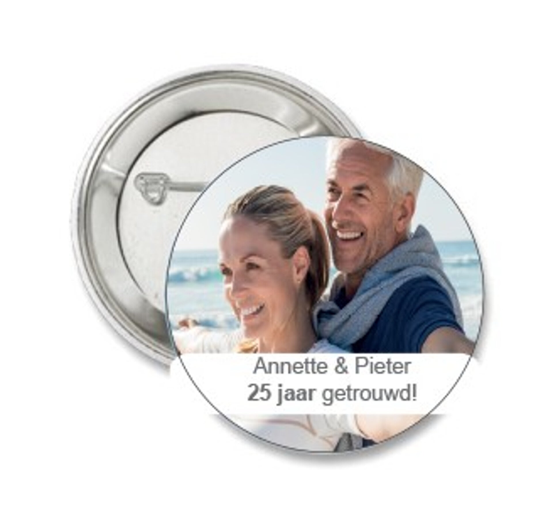 Buttons of (kleding)magneten met eigen tekst en/of foto