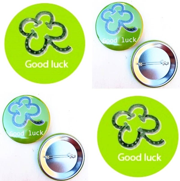 Button Good Luck met hoefijzer