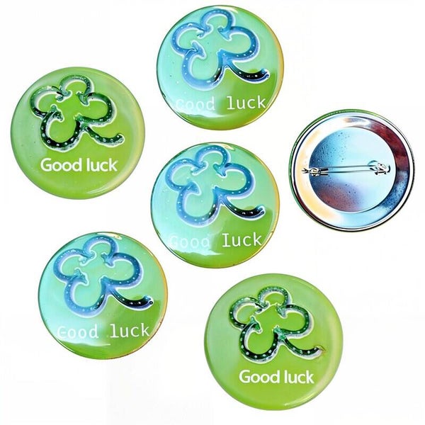 Button Good Luck met hoefijzer
