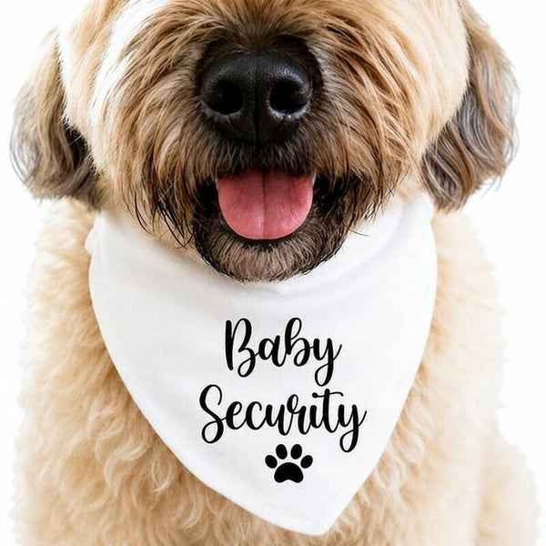 Honden bandana Baby Security wit met zwarte tekst en honden pootjes