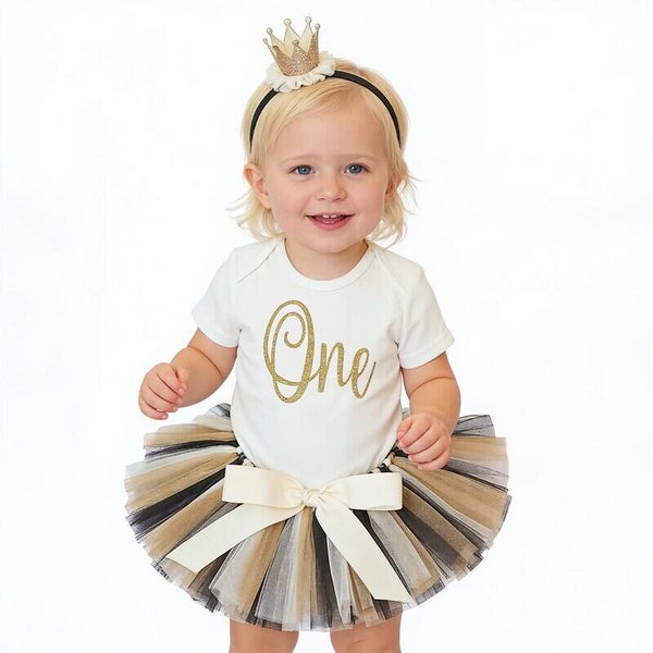 1e verjaardag cakesmash set Ivory, Black and Gold de Luxe