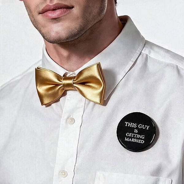 Groom to Be set met dasstrik en button