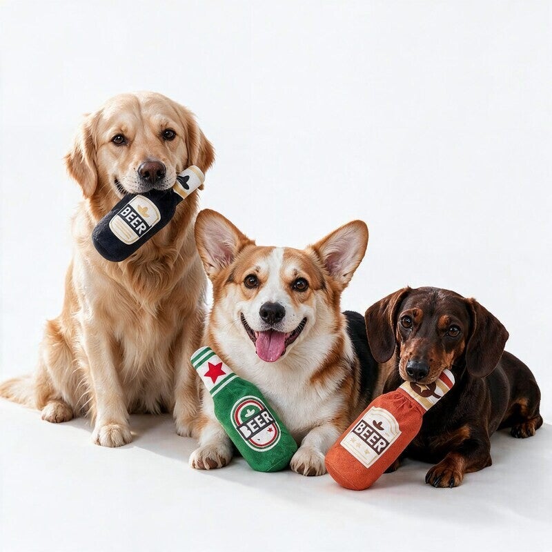 Honden kauwspeeltje Biertje zwart, groen of bruin