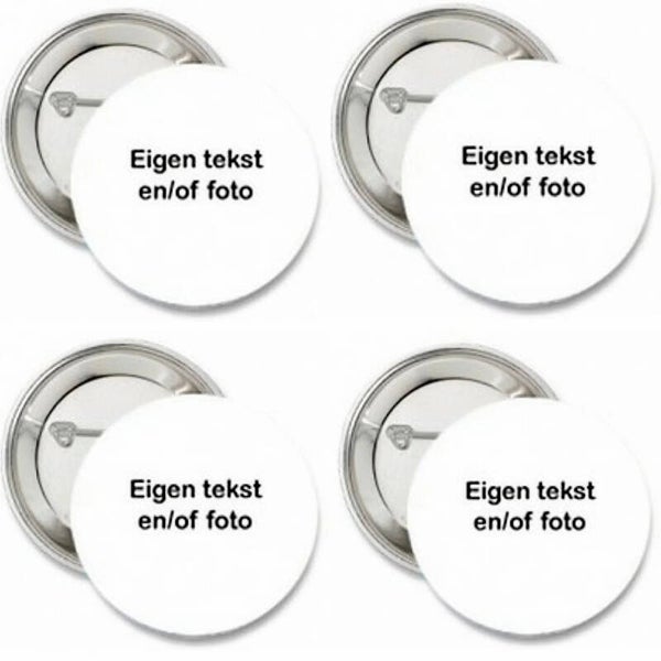 4 Baby buttons of (kleding)magneten met eigen tekst en/of foto