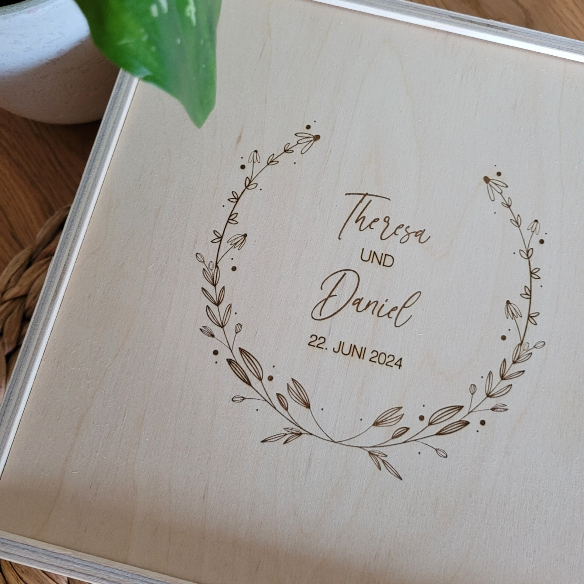 Geschenkbox Hochzeit Kranz Variante C