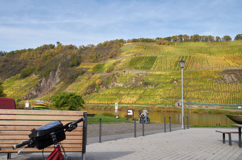 1-ca-auf-der-strasse-nach-koblenz-an-der-mosel-scaled-standard.jpg