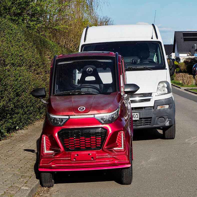 gro-klein-auto-1-wolfgang-rupprecht-4060014-standard.jpg