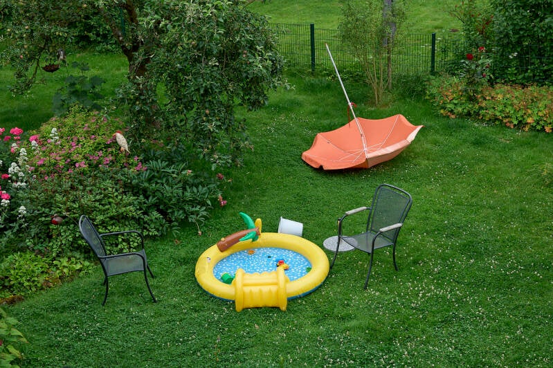 rund_juergen_struss_03_im-garten-standard.jpg