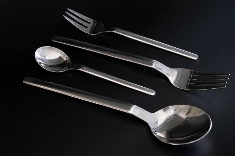sg-gro-klein-2-besteck-standard.jpg