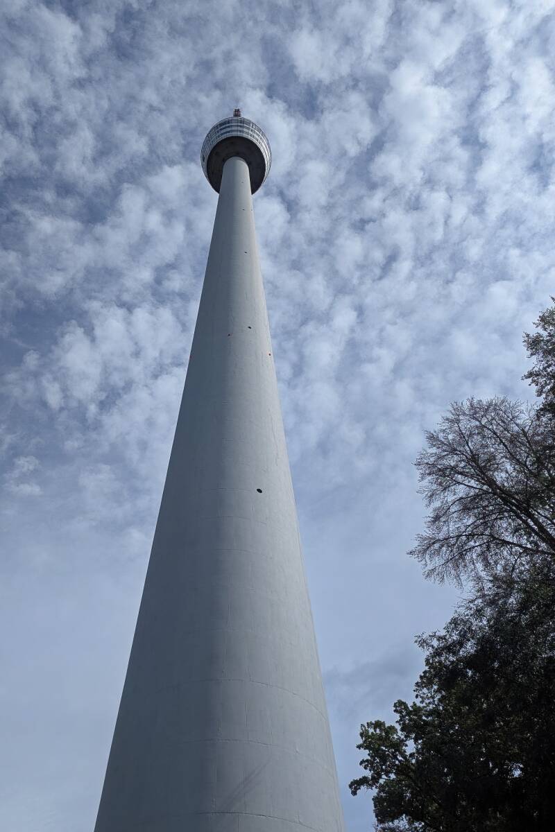 sg_05_perspektive_swr-fernsehturm-1-standard.jpg