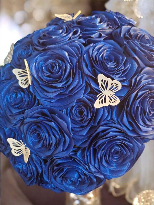 Blumenstrauß Rosen blau