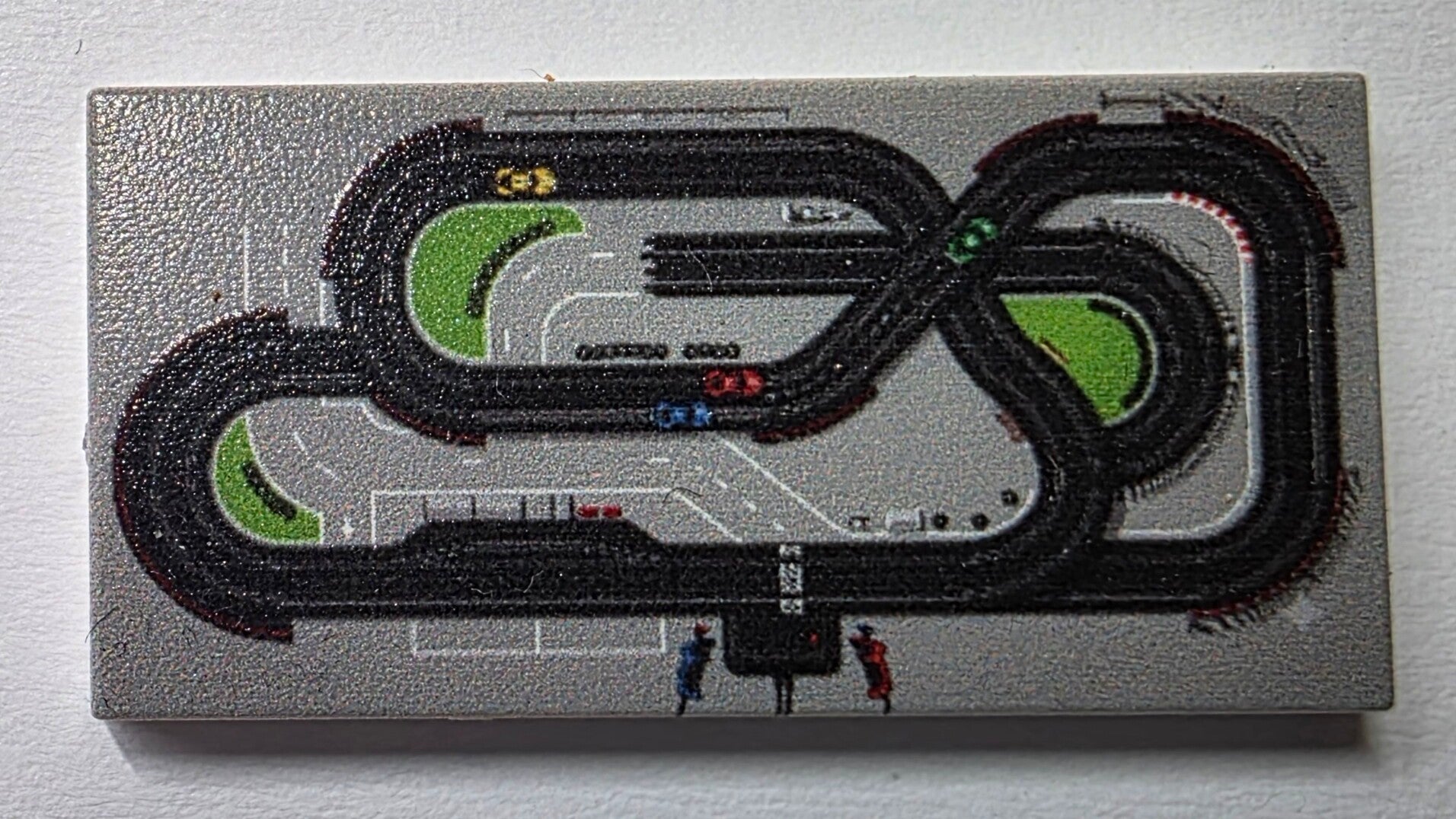 2x4 LEGO® Fliese, mit "Autorennbahn" Aufdruck