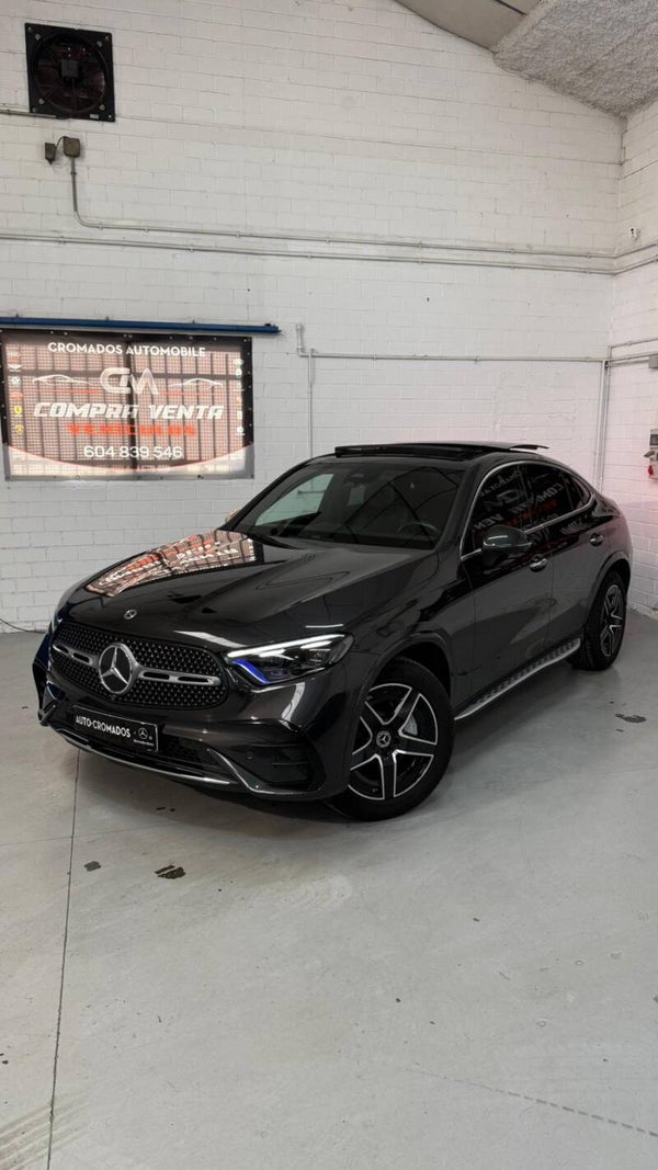 Mercedes-Benz 220d AMG coupe 4Matic AMG Line con pegatina ECO