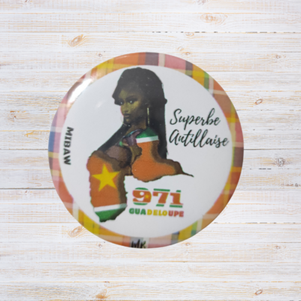 Badge Guadeloupe 971 - "Superbe Antillaise"