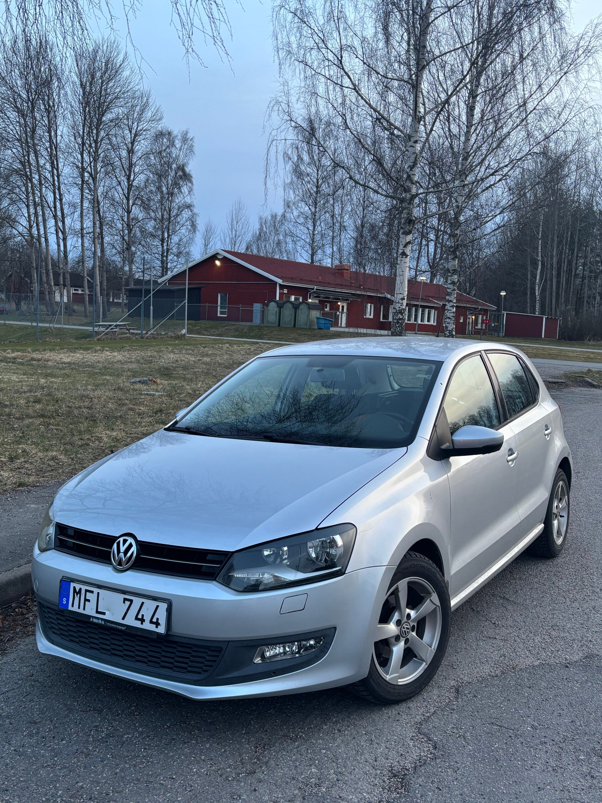 Volkswagen polo 1.2 tsi 2012
