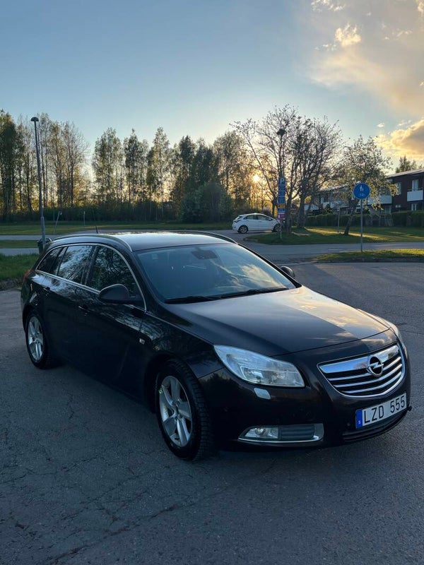 Opel insignia 2.0cdti 2011