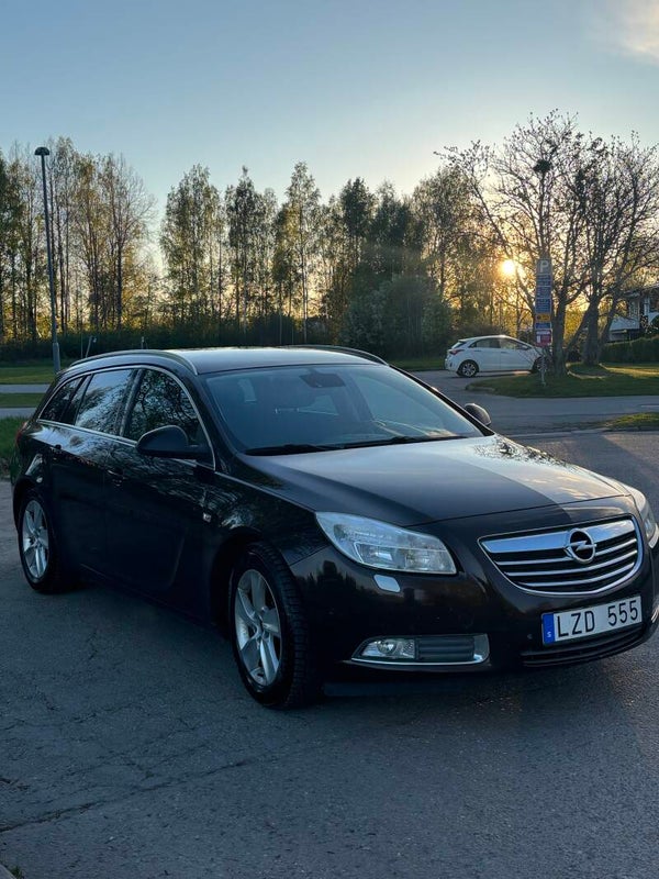 Opel insignia 2.0 cdti 2011