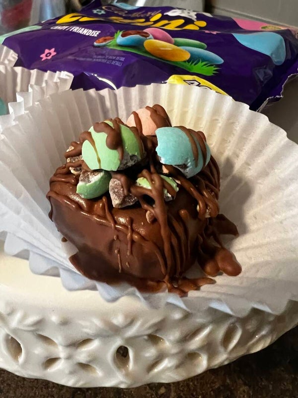 mini egg cheesecake bites