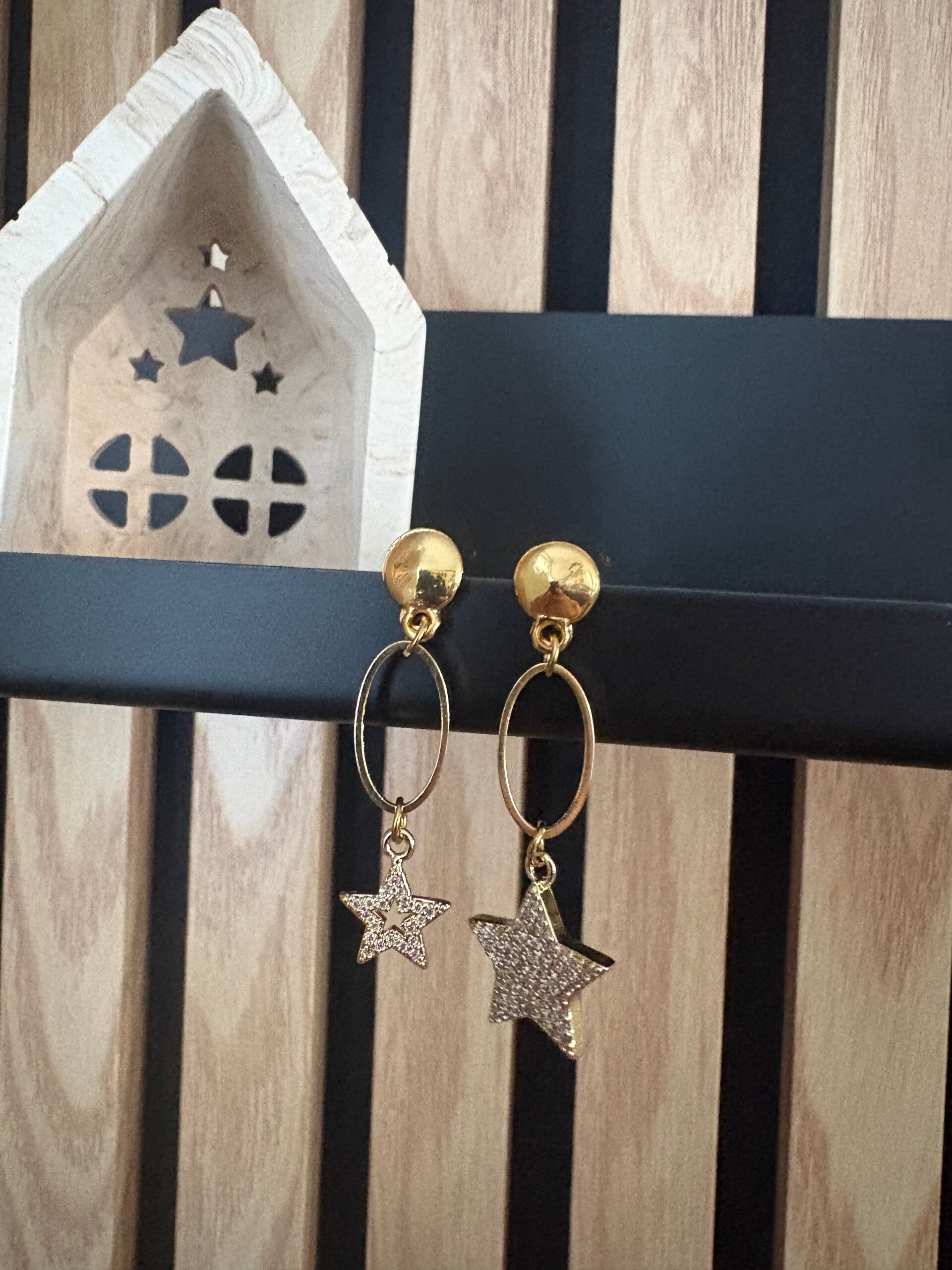 Boucle d’oreille étoile en strass