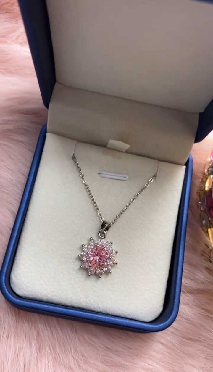 Cadena tipo gargantilla