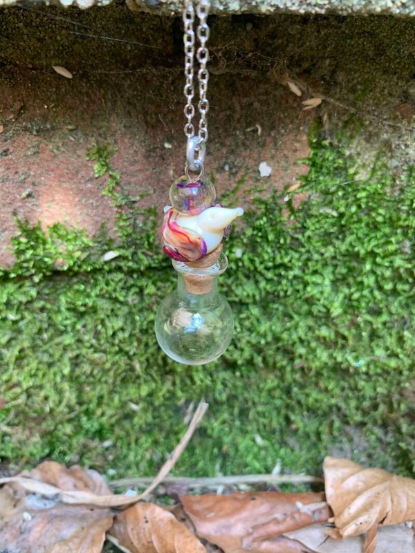 Elvenflesje aan ketting (S043)