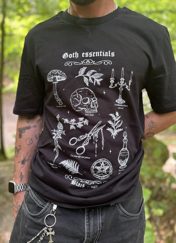 T-SHIRT "GOTH ESSENTIALS" - NOIR
