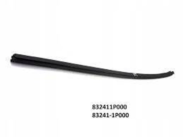 Raamlijst rechts achter 83241-1P000
