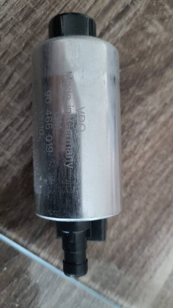 Fuel pomp 90509674