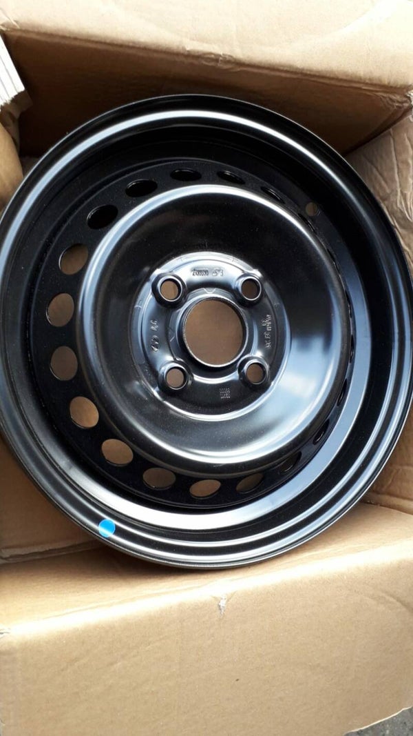 Stalen velg met TPMS sensor 52910-C8000