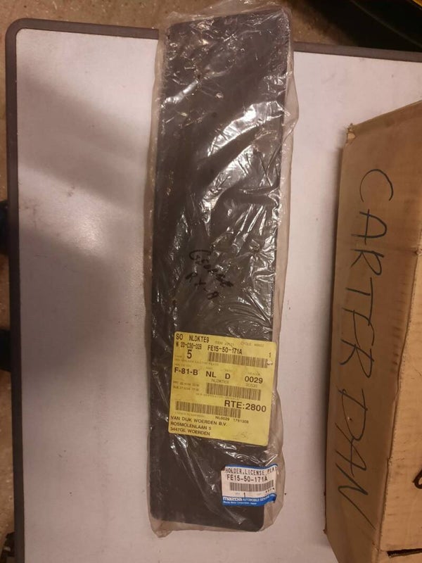 Kentekenplaat houder Mazda RX8 FE15-50-171A
