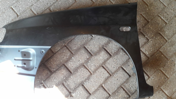 Linker voorscherm 6K0 821 021A