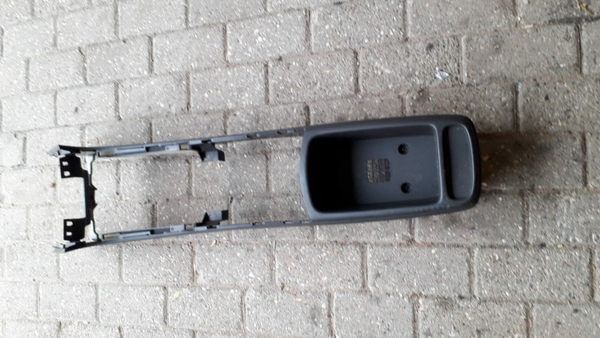 Middenconsole GJ6R-64-420 D02