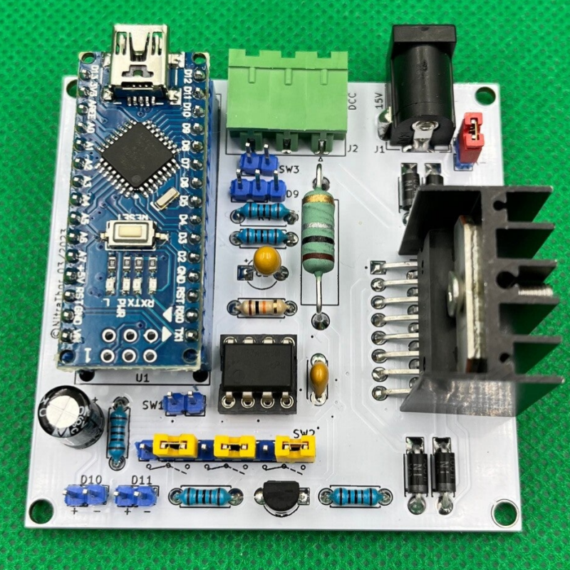 Position des cavaliers sur la carte micro centrale DCC pour reproduire la position programmation