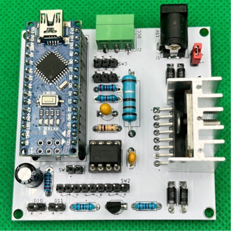 PCB principal micro centrale DCC minimale version 1.3