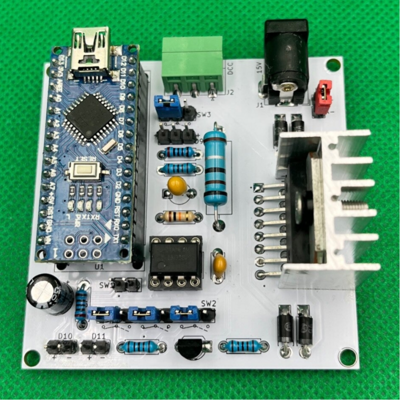 Position des cavaliers sur la carte micro centrale DCC pour reproduire la position exploitation