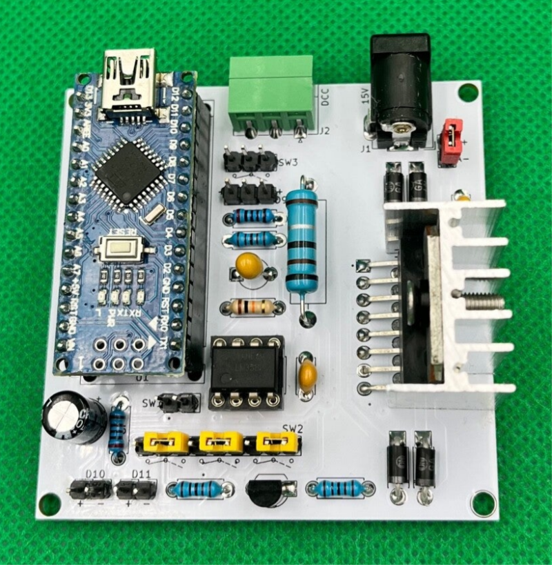 Position des cavaliers sur la carte micro centrale DCC pour reproduire la position programmation