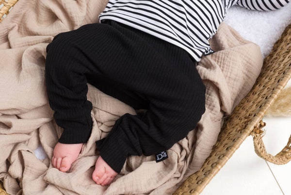 Broekje Rib tricot zwart