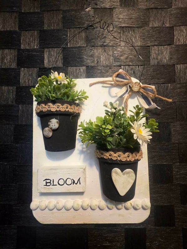 Bloom Plaque