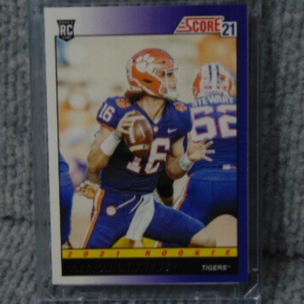 2021 Score Trevor Lawrence Rookie Card