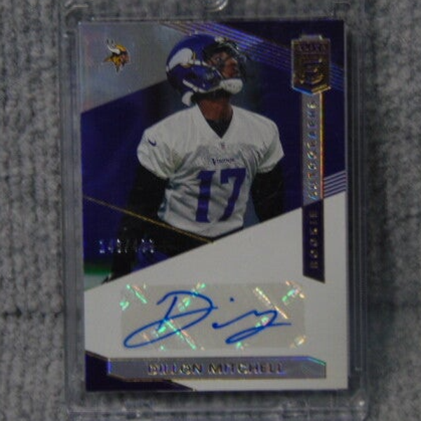 Elite 2019 Dillion Mitchell Insert #148/499