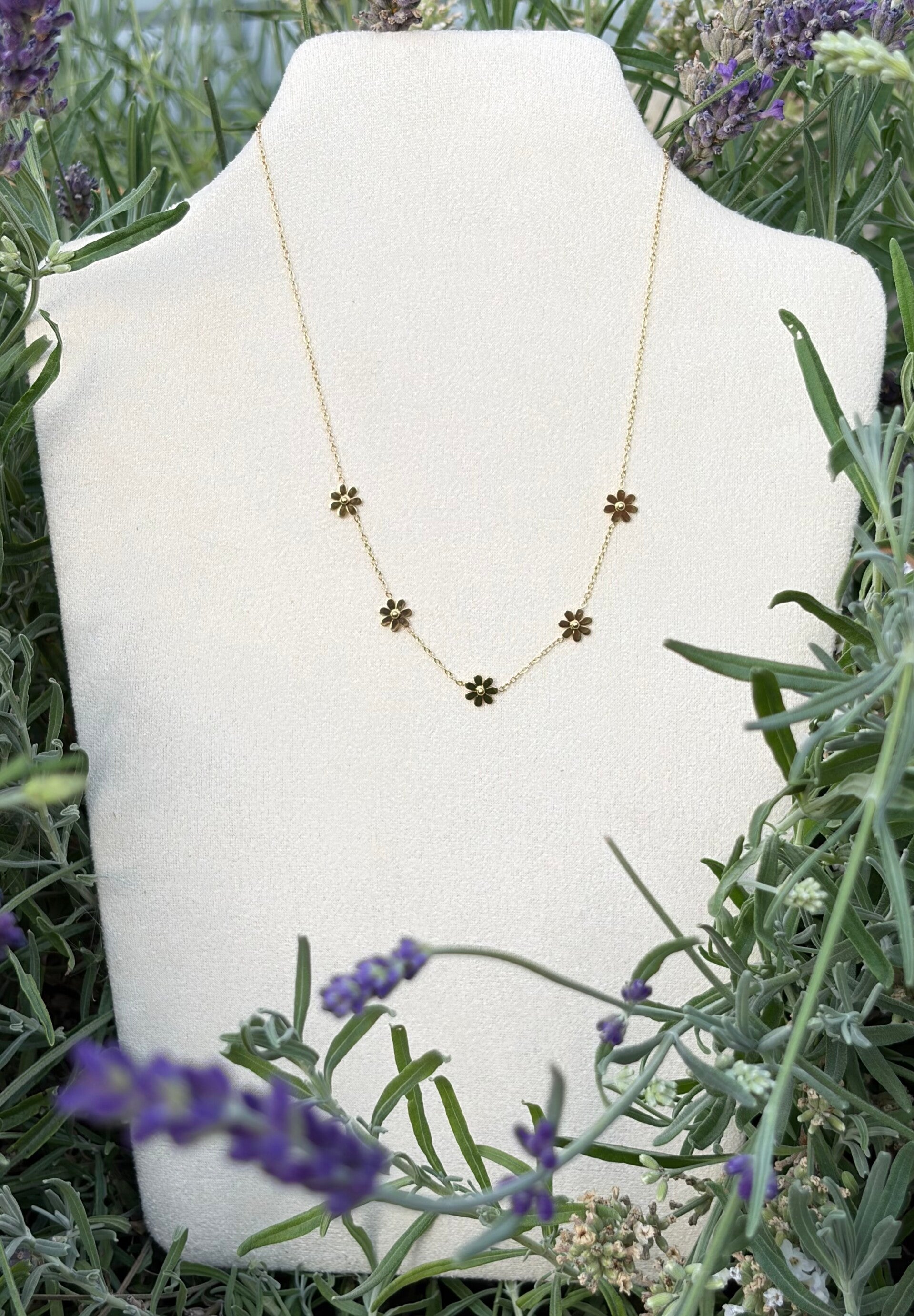 Five Flowers Necklace