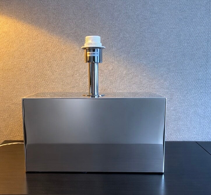 Spiegelende lampenvoet – zilver