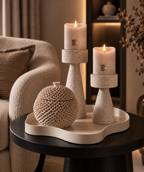 Complete styling set beige – Loft42 dienblad met Light & Living kandelaren en decoratiepotje