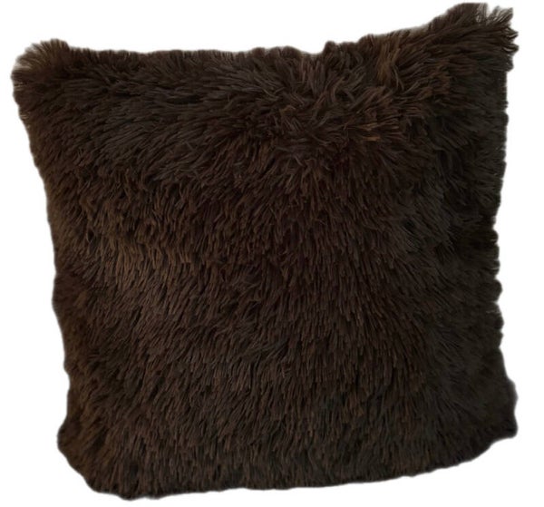 Donkerbruine fluffy sierkussen 30 x 45 cm