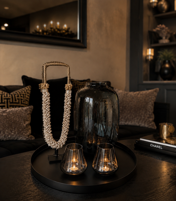 Complete stylingset met rookglazen vaas, kralenornament en windlichten