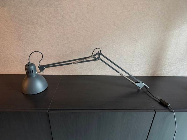 IKEA TERTIAL bureaulamp – donkergrijs