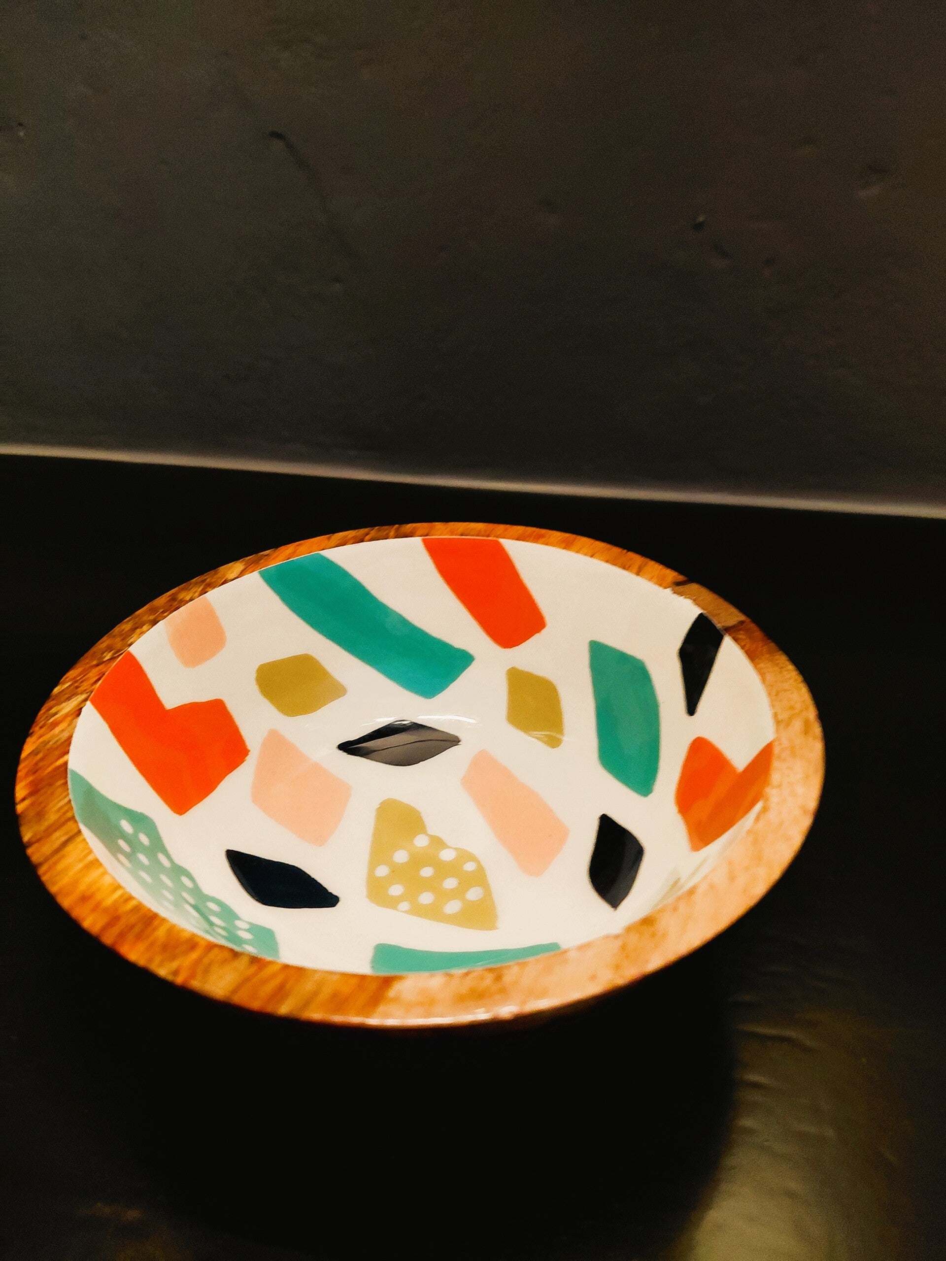 mangohouten gekleurd schaaltje