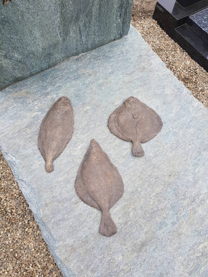 10. Opdracht voor een Urker familie: Tong, Schol en tarbot 2021 brons verkocht